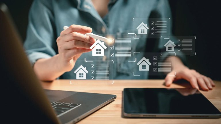 Closing Day Made Simpler: The Best Apps for First-Time Homebuyers to Stay Organized