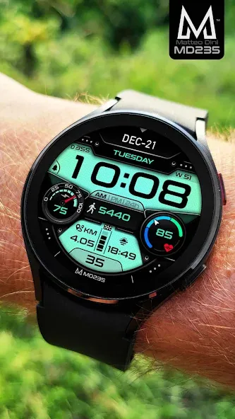 MD235 Digital watch face screenshot 5