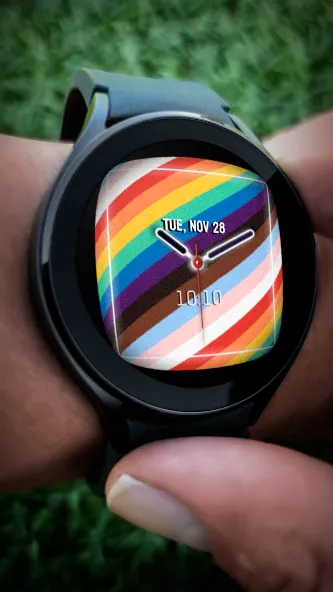 Pride Rainbow Love Watch Face screenshot 4