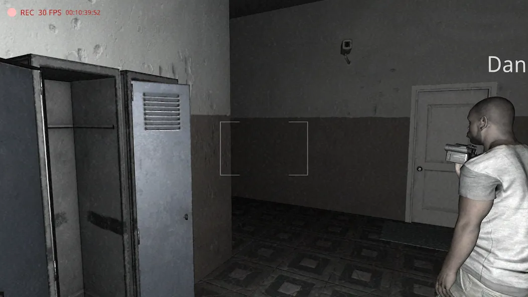The Ghost - Multiplayer Horror screenshot 1