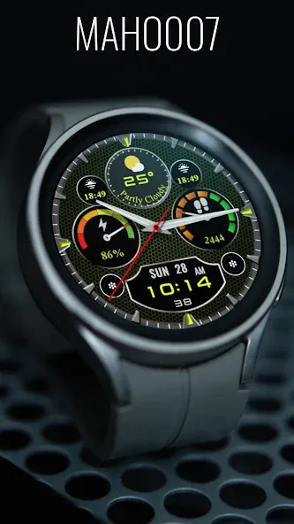 MAHO007 Wear OS Watch Face screenshot 3