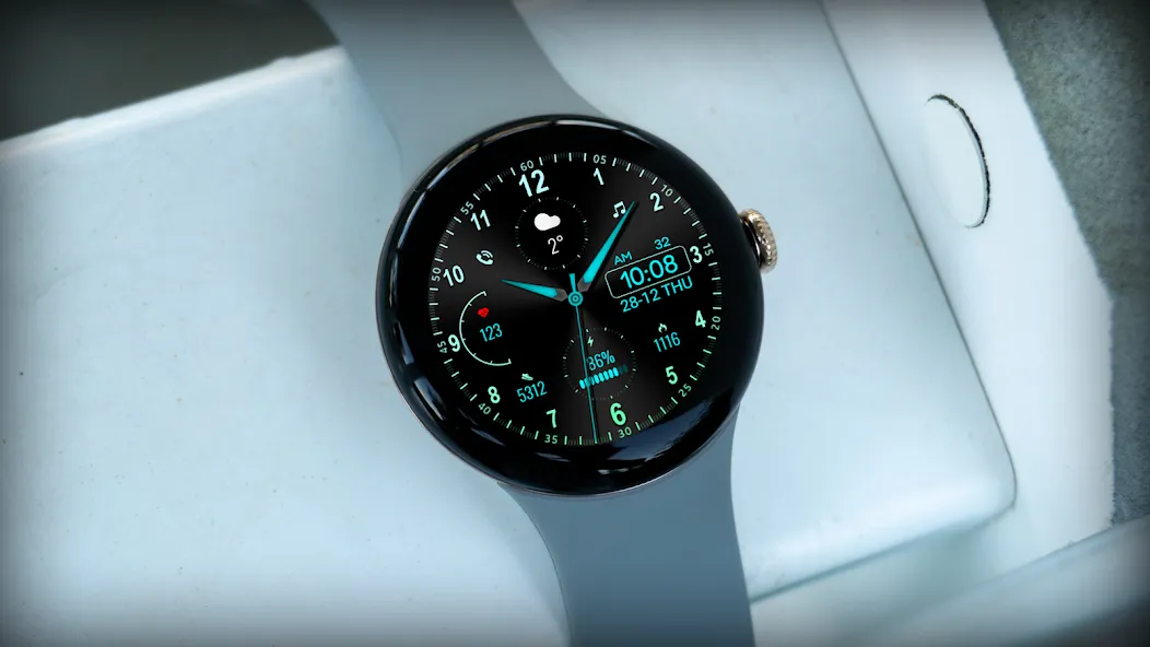 Minimal MINOL URX55 Watch face screenshot 5
