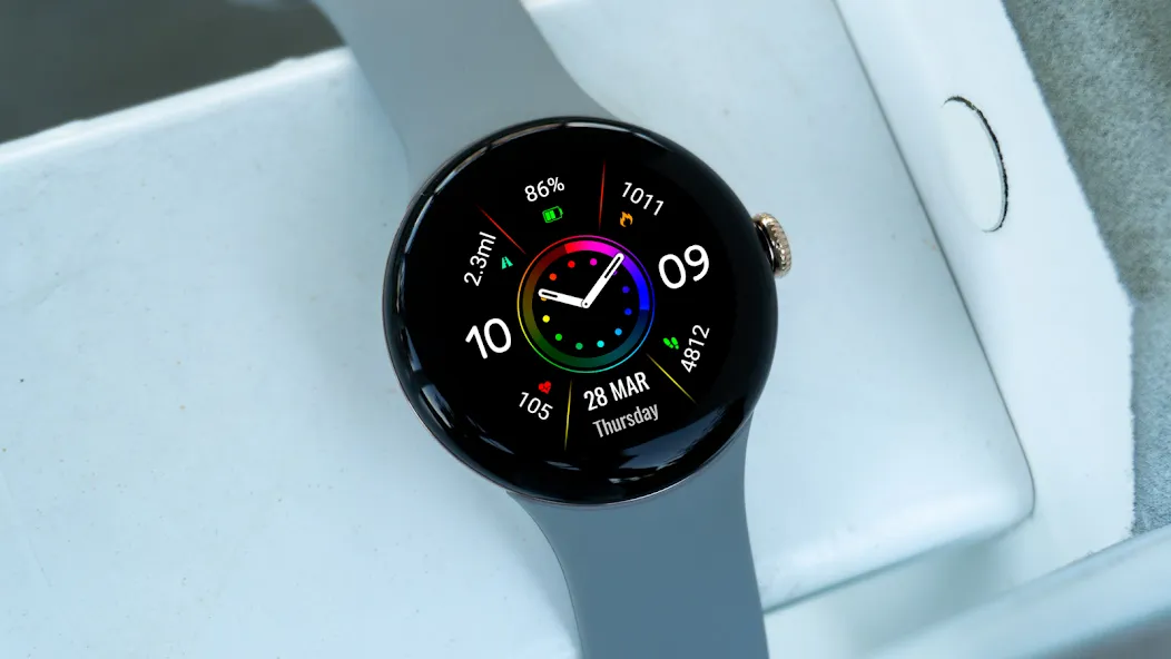 Minimal RATON URX77 Watch face screenshot 7