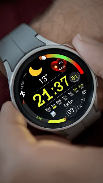 FS W243 Watchface screenshot 3