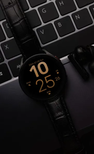 Rose Gold Elegant Watch Face screenshot 3