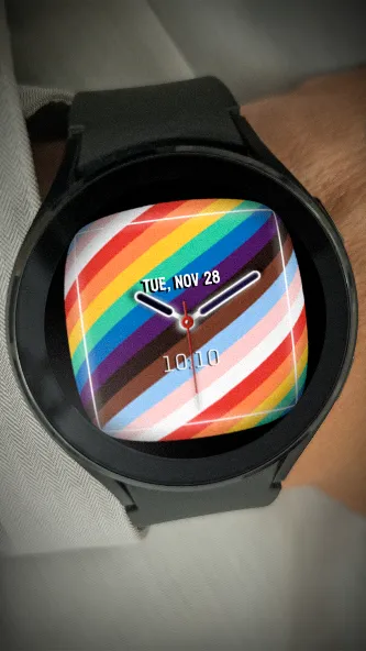 Pride Rainbow Love Watch Face screenshot 2